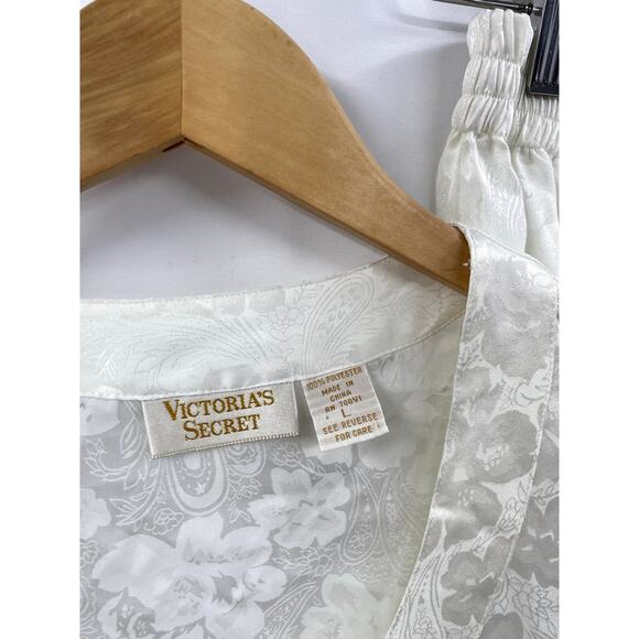 Victoria's Secret Vintage gold label white satin Pearl pajamas - Picture 4 of 6